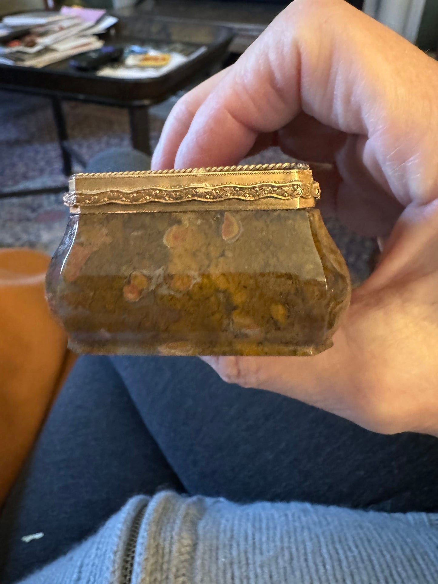 A Gold Mounted Moss Agate Snuff Box