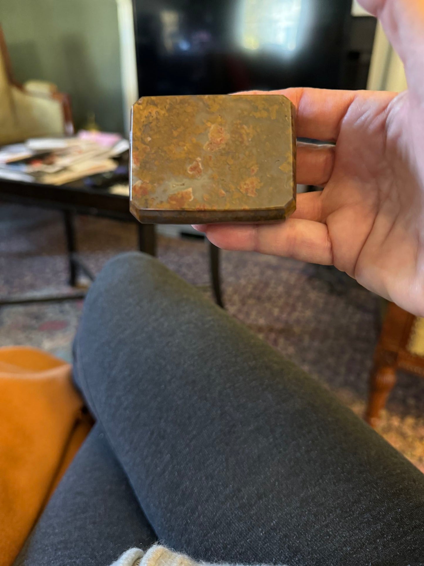 A Gold Mounted Moss Agate Snuff Box