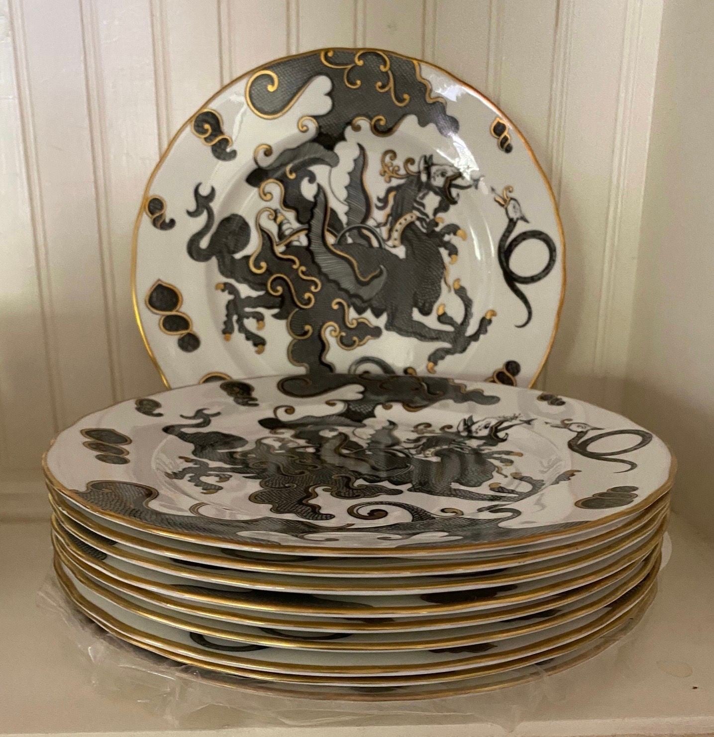 A Set of 10 Royal Worcester Black Dragon Dinner Plates