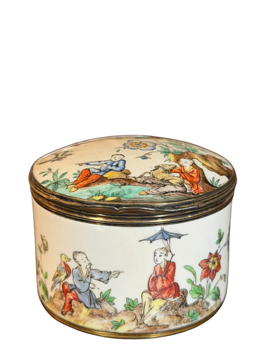 A Large Silver-Gilt Mounted Chantilly Soft Past Chinoiserie Circular Snuff Box, circa 1740