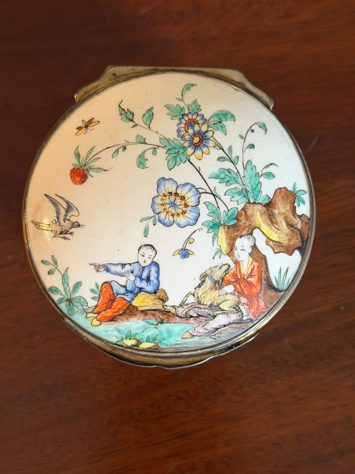 A Large Silver-Gilt Mounted Chantilly Soft Past Chinoiserie Circular Snuff Box, circa 1740