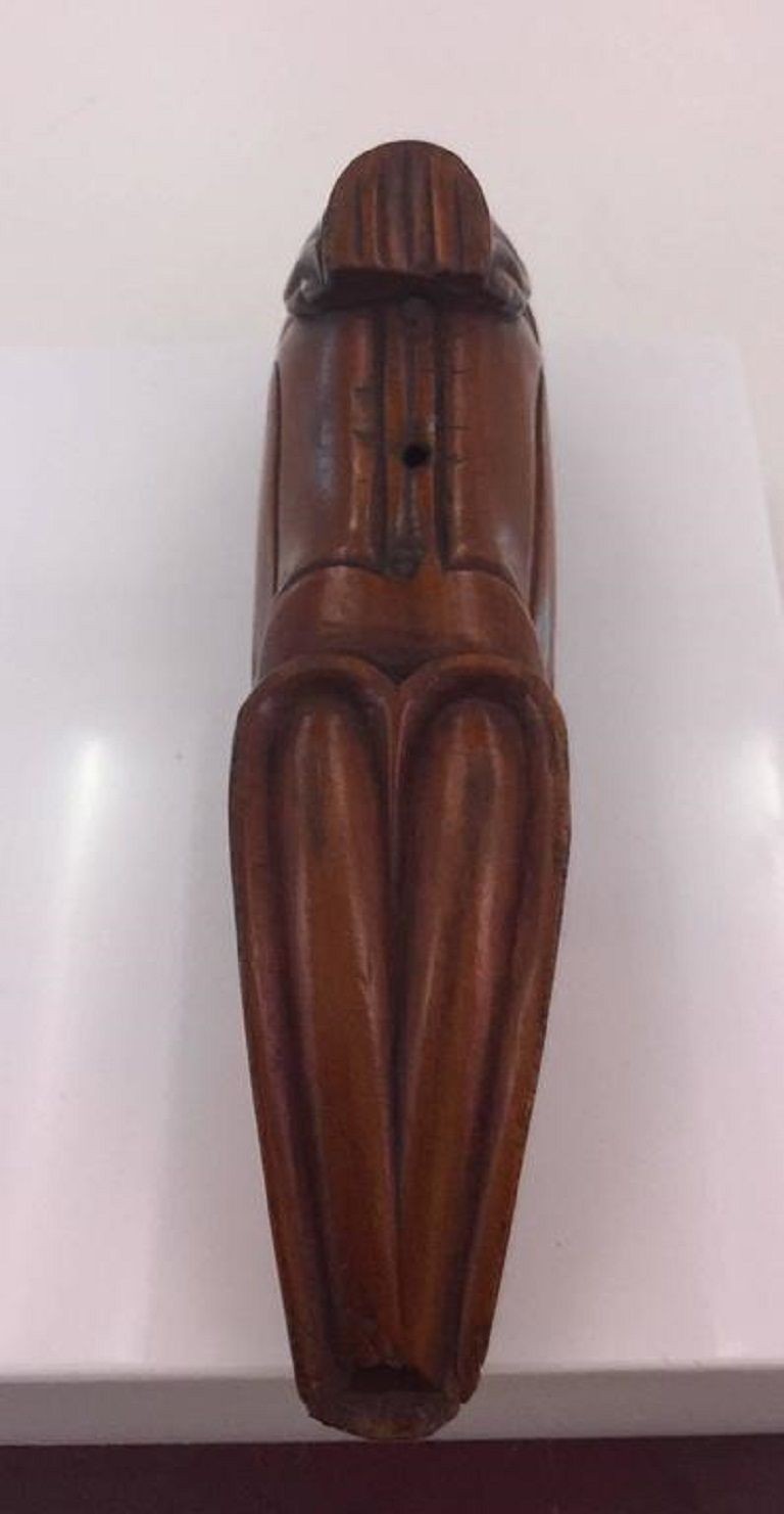 Carved Shoe Form Treen Snuff Box with Carved Shamrock, 19th Century